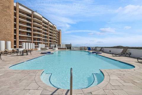 Aransas Princess Pool